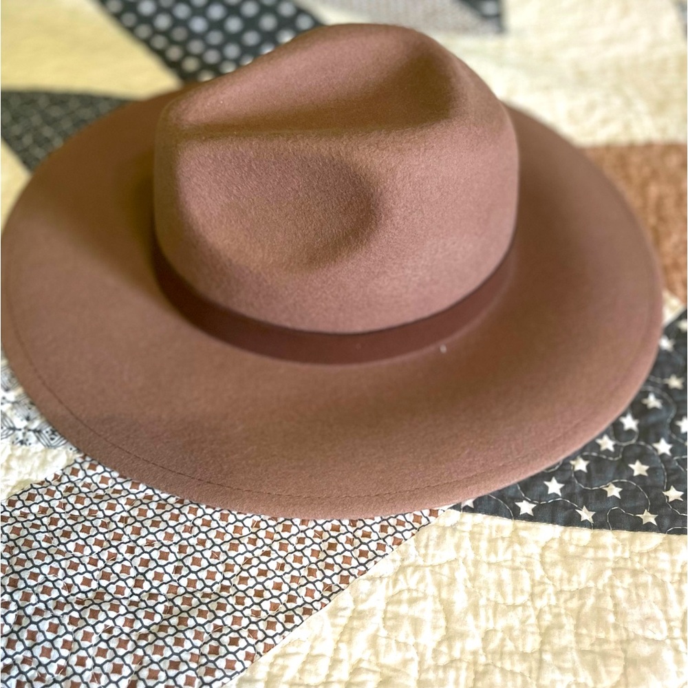 Altar’s State Wool Hat. One size.